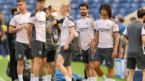 Manchester City treina no Estádio do Dragão na véspera da final