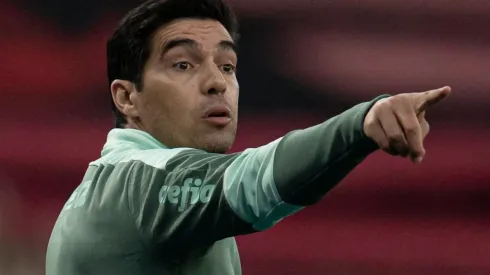 Abel pode perder um de seus zagueiros - Foto: Jorge Rodrigues/AGIF.