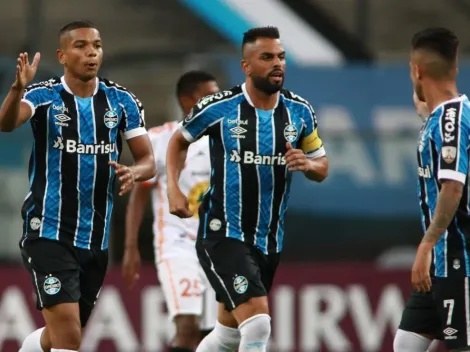 Grêmio chega a 10 casos de Covid-19 no elenco e comissão técnica