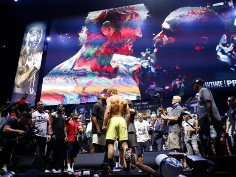 Cilma esquenta durante a pesagem entre Logan Paul e Floyd Mayweather