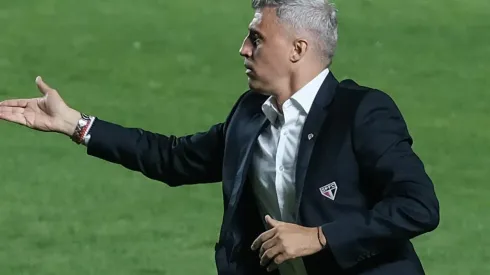 Crespo aprovou a atuação do jogador – Foto: Marcello Zambrana/AGIF.