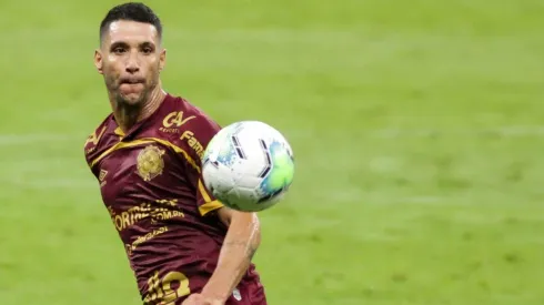 Thiago Neves: lesionado (Foto: Fernando Moreno/AGIF)