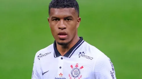 Natel sofreu uma lesão diante do Red Bull Bragantino - Foto: Marcello Zambrana/AGIF.