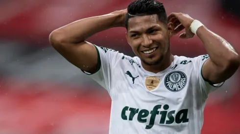 Rony acertou a permanência até 2025 – Foto: Jorge Rodrigues/AGIF.