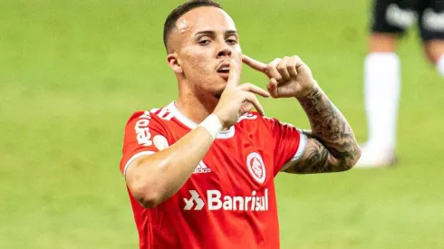 Atacante não vai permanecer no Inter nesta temporada - Foto: Alessandra Torres/AGIF.