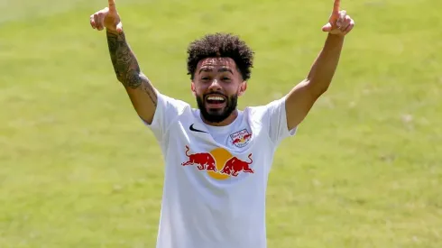 Comemoração de Claudinho, do RB Bragantino