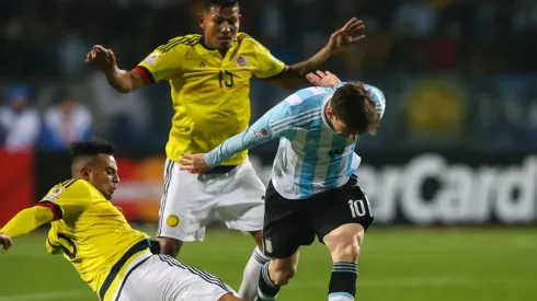 Argentina e Colômbia, em confronto pela Copa América de 2015 (Foto: Marcelo Frias/Agencia Uno/AGIF)