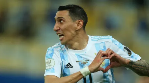Di María marca o gol que dá o título à Argentina (Foto: Getty Images)