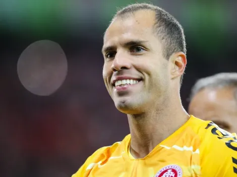 Lomba é 'reprovado' e Aguirre monta barca com 3 no Inter: "Economia de mais de R$ 1 milhão"