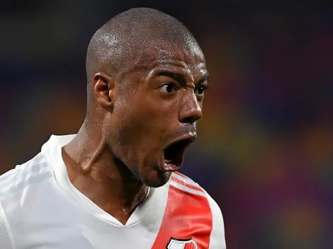 Meia especulado no Grêmio vira alvo do River como “substituto” de De La Cruz