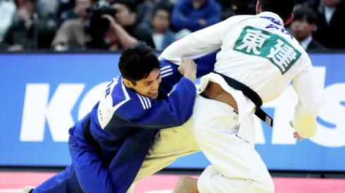 Eric Takabatake, com o quimono branco. (Foto: Getty Images)