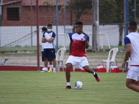 Matheus Jussa afirma estar pronto para jogar onde Vojvoda pedir