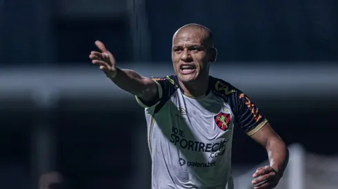 Patric está de malas prontas para deixar a Manguetown – Foto: Heber Gomes/AGIF