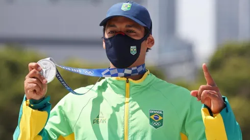 Kelvin Hoefler ganhou medalha de prata no skate street (Foto: Getty Images)