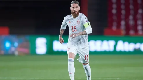 Sergio Ramos tem estreia adiada no PSG. (Foto: Getty Images)