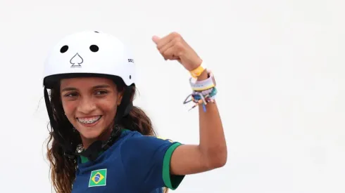 Rayssa Leal, a 'Fadinha', do skate street, chega a Imperatriz, seu cidade Natal e desfila com a medalha olímpica. (Foto: Getty Images)