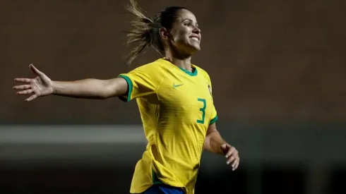 Érika sabe da dificuldade, mas acredita na vitória do Brasil contra o Canadá (Foto: Getty Images)