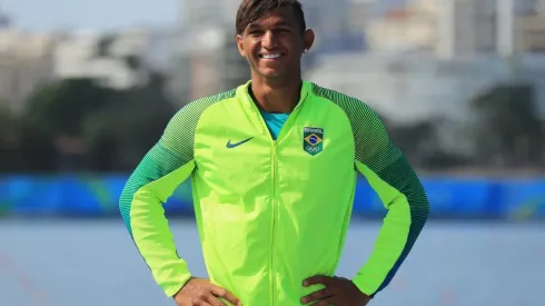 Isaquias Queiroz corre atrás de sua quarta medalha em Jogos Olímpicos, a primeira de ouro (Foto: Getty Images)