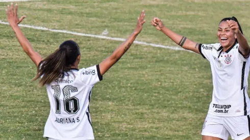 Corinthians visita o Avaí/Kindermann no jogo de ida das quartas de final (Foto: Reprodução Twitter Brasileirão Neoenergia)