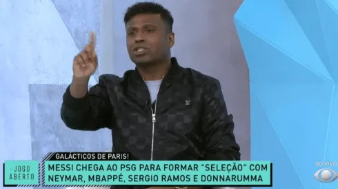 Edílson 'Capetinha' diz que teria vaga no atual time do PSG e diz que jogava mais que Dí Maria