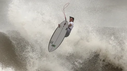 Medina mandou um rodeo neste segunda dia da etapa do México da WSL (Foto: Getty Images)