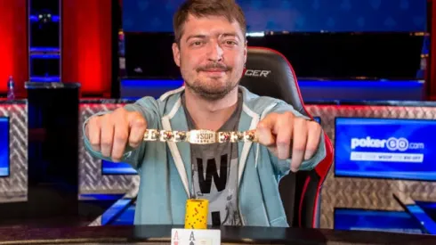 Dmtry Yurasov já tinha ganho um bracelete em 2017 (Foto: Divulgação WSOP)