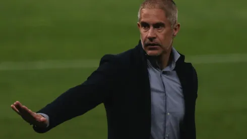 Sylvinho, treinador do Corinthians (Foto: Ettore Chiereguini/AGIF)