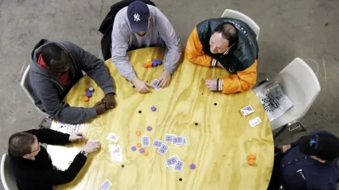 O poker pode ser uma atividade muito divertida e qualquer um pode jogar (Foto: Getty Images)