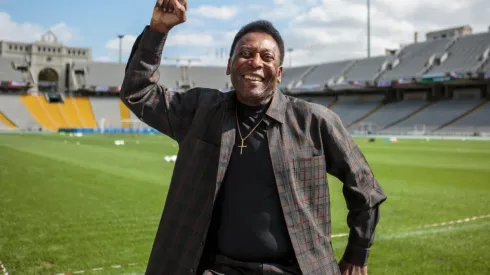Pelé está se recuperando bem da cirurgia no intestino (Foto: Getty Images)