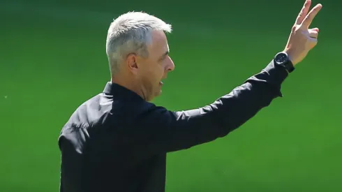 Vozão foi derrotado na estreia do novo treinador (Foto: Pedro H. Tesch/AGIF)