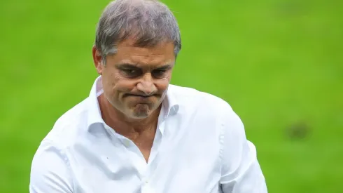 Aguirre: pode perder opção para a defesa (Foto: Pedro H. Tesch/AGIF)