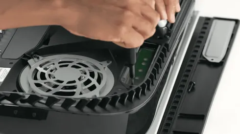 PS5: Atualização de amanhã (15) permitirá expandir memória com M.2 SSD