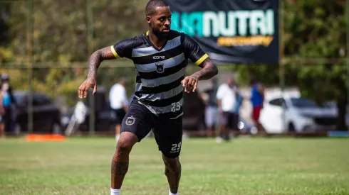 Dedé retorna ao Volta Redonda para treinar e recuperar a forma física (Foto: Andre Moreira / VRFC)