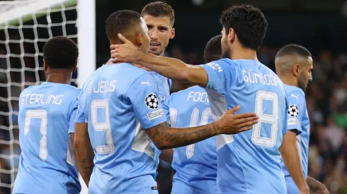 Melhores momentos da goleada do Manchester City na estreia da Champions League. (Foto: Getty Images)
