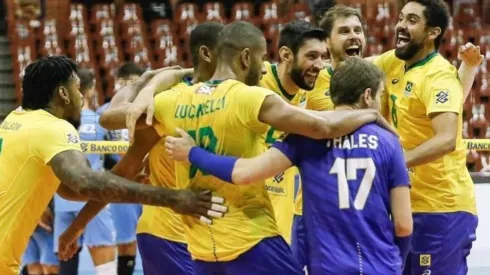 A equipe brasileira. (Foto: Reprodução Instagram CBV)