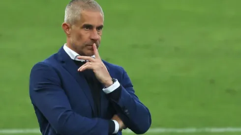 Sylvinho elogiou Jô e explicou ausência de João Pedro | Crédito: Marcello Zambrana/AGIF