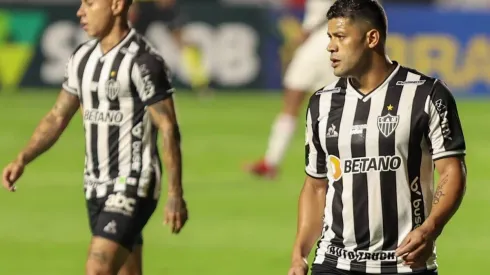 Hulk lamentou eliminação, mas disse que o time vai em busca dos títulos da Série A e da Copa do Brasil (Foto: Marcello Zambrana/AGIF)