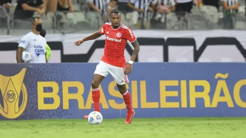 Edenílson analisou a derrota do Internacional para o Atlético-MG (Foto: Ricardo Duarte/Internacional)