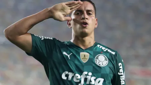 Renan, lateral-esquerdo do Palmeiras (Foto: Getty Images)