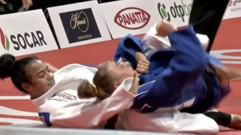 Rafaela finalizando a francesa. (Foto: Reprodução)