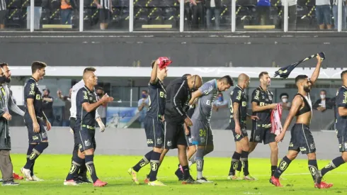 Desfalques do Santos para a decisão contra o Sport. (Foto: Fernanda Luz/AGIF)