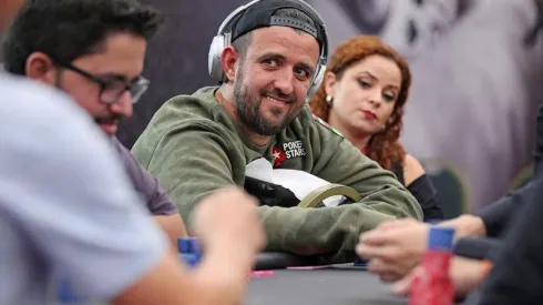 Akkari não ficou quieto diante a polêmica com Phil Hellmuth (Foto: Luis Bertazini/BSOP)