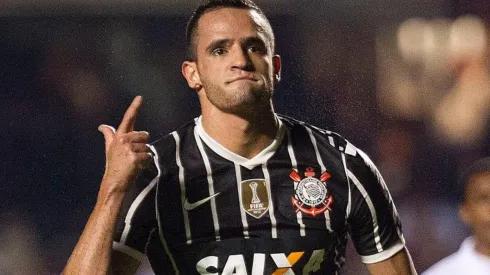 Renato lembrou do gol que fez na Recopa Sul-Americana de 2013 contra o São Paulo no Morumbi (Twitter/Reprodução)