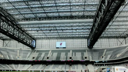 Athletico-PR x Santos: times já estão escalados para o confronto desta tarde. (Foto: Robson Mafra/AGIF)