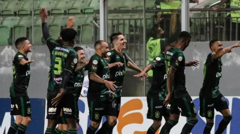 América-MG vence o Fortaleza por 2 x 1, em casa, e sobe na tabela de classificação do Campeonato Brasileiro. (Foto: Fernando Moreno/AGIF)