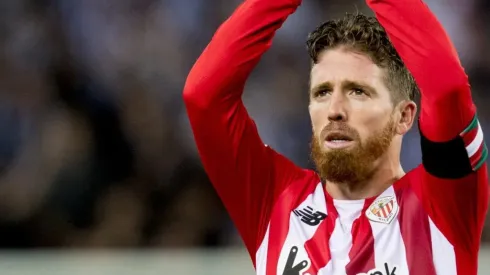 Iker Muniain fez um golaço de falta no empate contra a Real Sociedad em 1 a 1, na Reale Arena (Athletic Club/Reprodução)