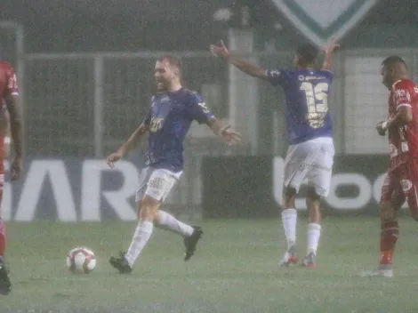 Cruzeiro empata em 1 a 1 com o Vila Nova em jogo marcado pela forte chuva em Belo Horizonte