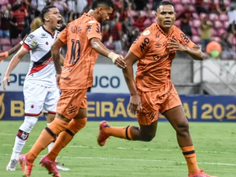 Hernanes se rende ao talento e destaca jovens do Sport