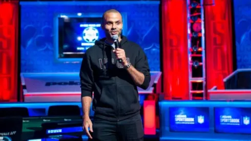 Tony Parker abriu os trabalhos no dia 1B da WSOP (Foto: Katerina Lukina/PokerNews)