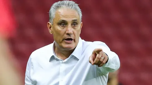 Foto: Pedro H. Tesch/AGIF - Tite segue de olho em novas opções.